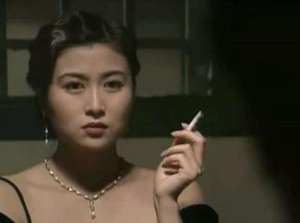 吴雪雯年轻时照片