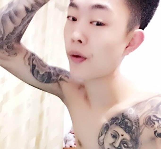 巴扎黑什么意思：网红巴扎黑个人资料