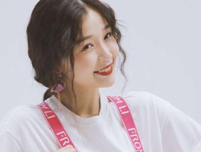 虞书欣家里很有钱吗