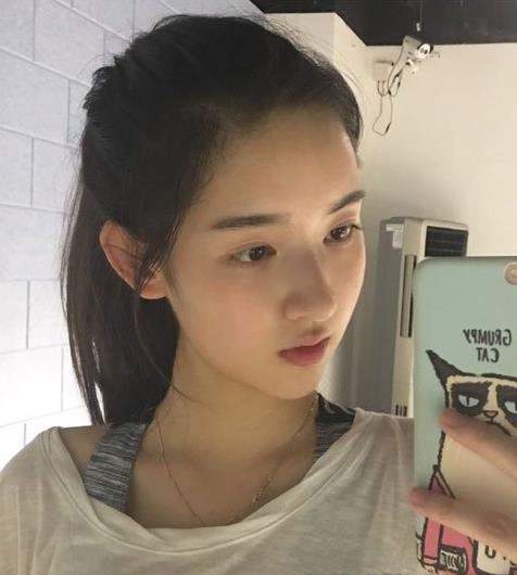 王玉雯个人资料