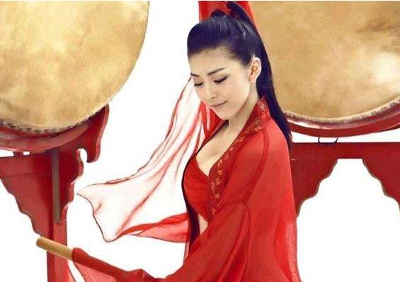 萨瑶瑶高清性感照