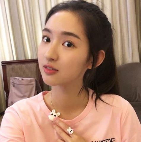 王玉雯个人资料