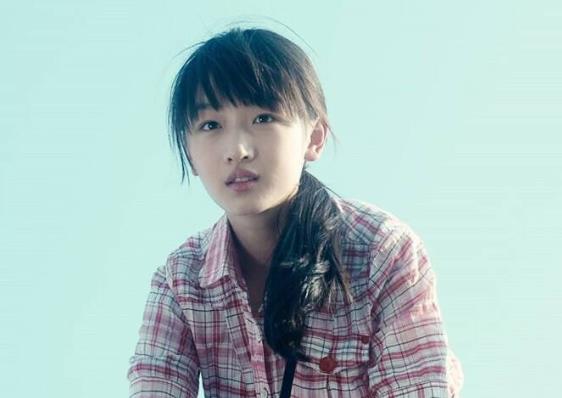 周冬雨田明鑫不拉窗帘