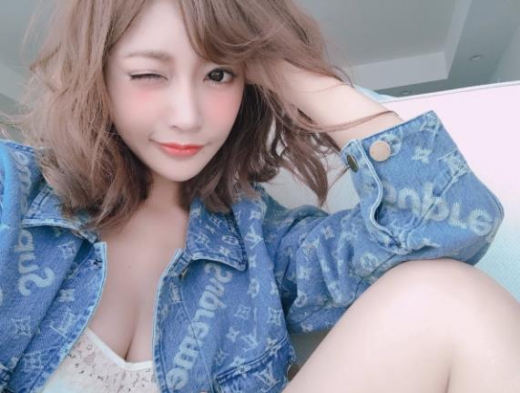 明日花绮罗照片资料