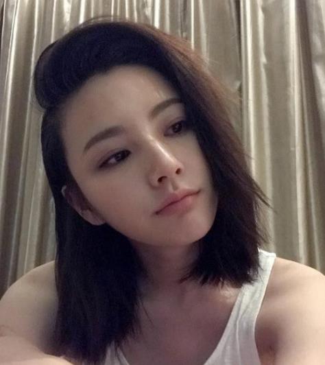 陈雅婷照片资料