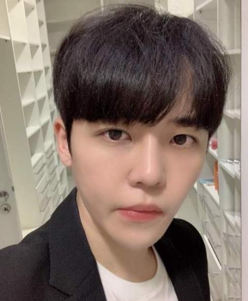 杨超越电竞教练恋情是真的吗？