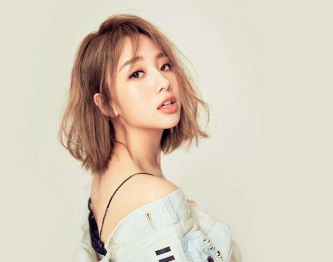 吴映洁为什么叫鬼鬼，吴映洁个人资料图片