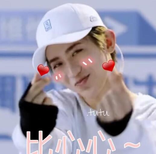 蔡徐坤家庭背景介绍：蔡徐坤妈妈是演员徐静吗？