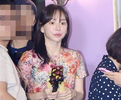 黄荷娜个人资料：曝黄荷娜参与性招待