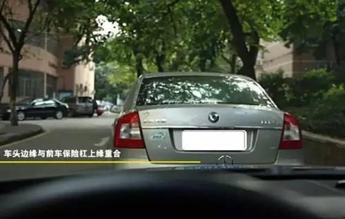 新手开suv判断左右距离 几个小技巧让新手精准判断车距