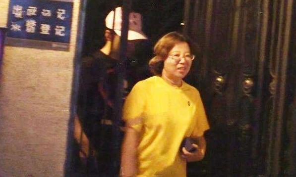 胡中惠郭麒麟有联系吗？郭德纲前任妻子胡中惠照片资料