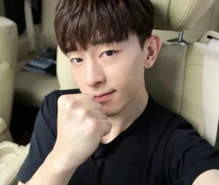 邓伦出道经历：邓伦没红之前的故事