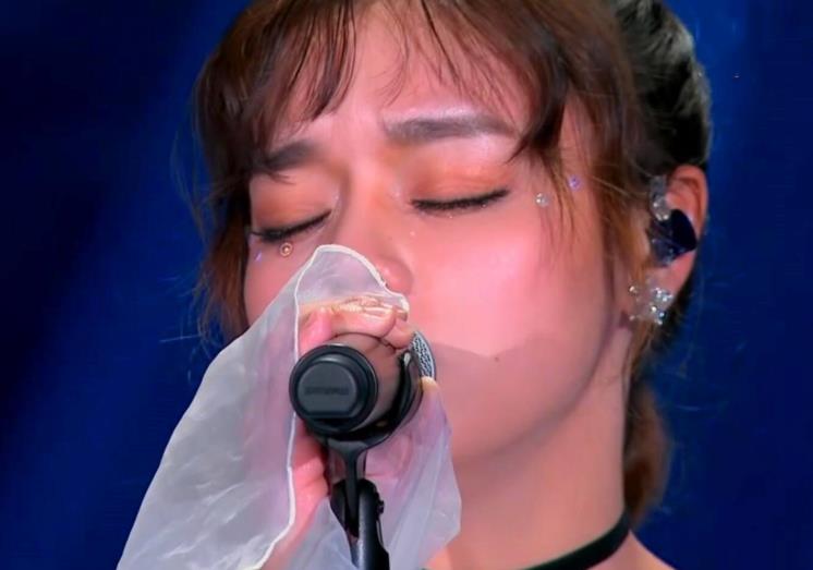 黄霄云为什么被全网黑：黄霄云不尊重毛不易说了什么