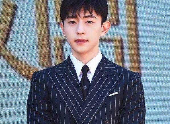 邓伦什么时候红的？邓伦现在还红吗