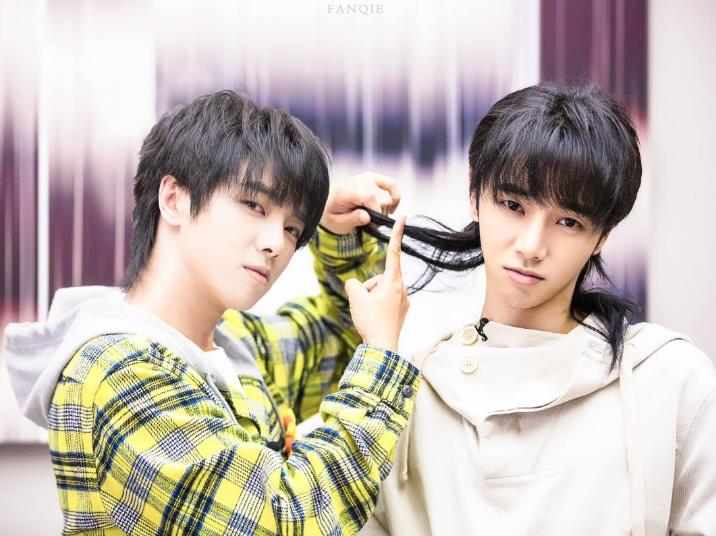 华晨宇真名叫什么：华晨宇为什么叫花花？