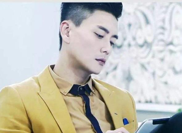 黄宗泽有几段感情:黄宗泽胡杏儿的感情故事 黄宗泽有几段感情:黄宗泽胡杏儿的感情故事