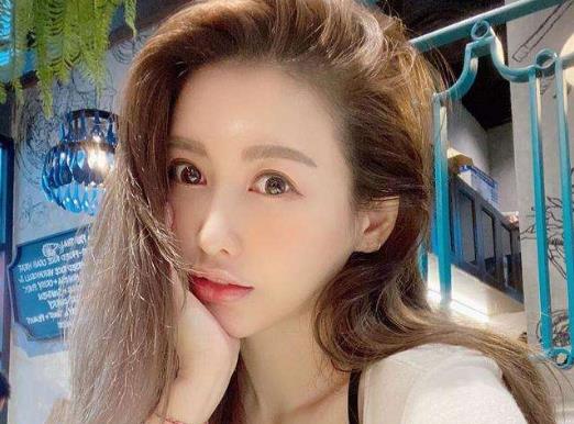 简恺乐在台湾红吗？简恺乐个人资料与写真集