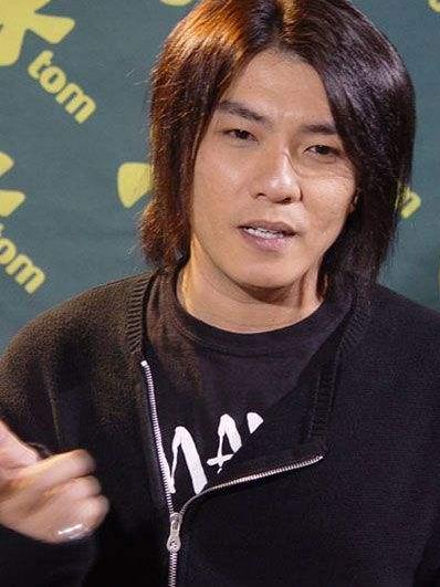 阿杜最好听的是十首歌：现在的阿杜为什么不唱歌了