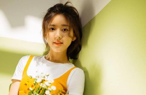 赵露思是谁旗下的艺人：赵露思是怎么出道的