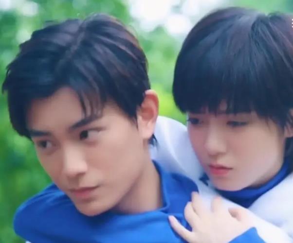 丁禹兮姜卓君现实中是情侣吗?丁禹兮与张予曦又是什么关系 丁禹兮姜卓君现实中是情侣吗?丁禹兮与张予曦又是什么关系