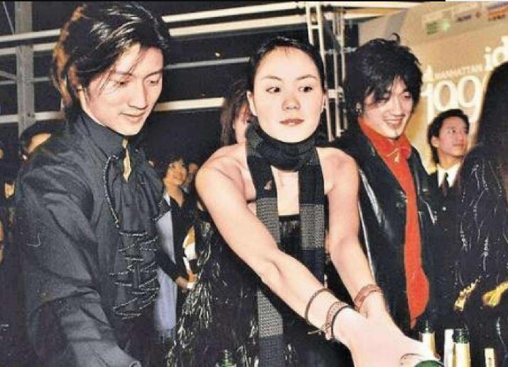 王菲是不是谢霆锋初恋？王菲谢霆锋感情历程