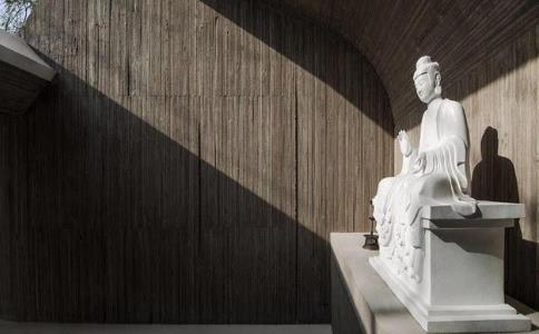 觉火法师：怎么处理本命佛挂件？