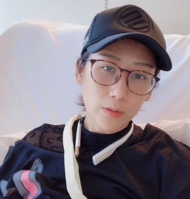 蒋丽莎住院还直播带货