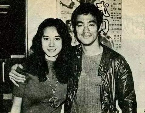 丁佩的人生经历：丁佩年轻时的最美照片