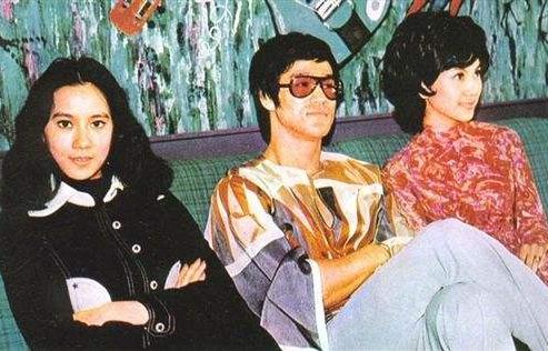 丁佩的人生经历：丁佩年轻时的最美照片