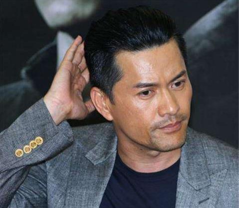 吕良伟怎么不会老：吕良伟的马步怎么练的