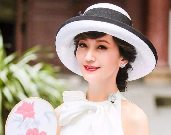 赵雅芝的婚史：赵雅芝离了几次婚