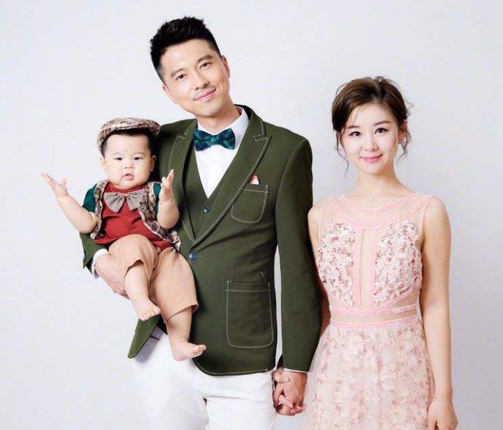 李小萌王雷怎么认识的？李小萌王雷的爱情故事