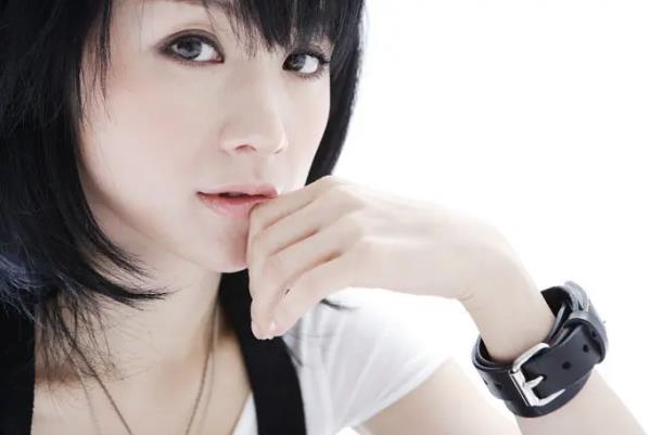 姚芊羽多少岁了结婚了吗：姚芊羽为什么不火了