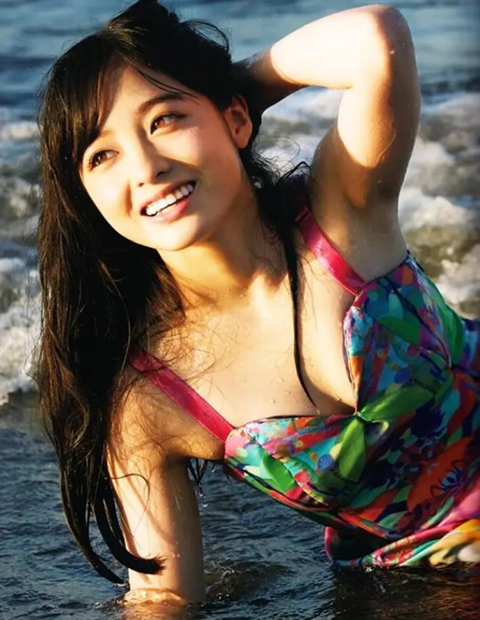 桥本环奈为什么这么火：桥本环奈简介及高清图片