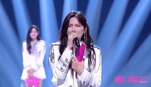 杨超越：跟老板吵架第一名：火箭少女解散杨超越痛苦