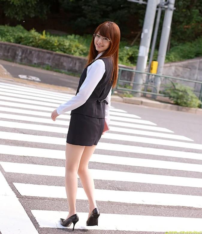 吉泽明步资料照片：吉泽明步最撩人的一部是哪部