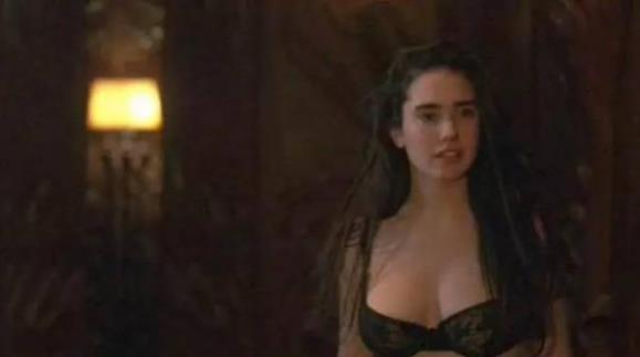 詹妮弗康纳利大尺度剧照