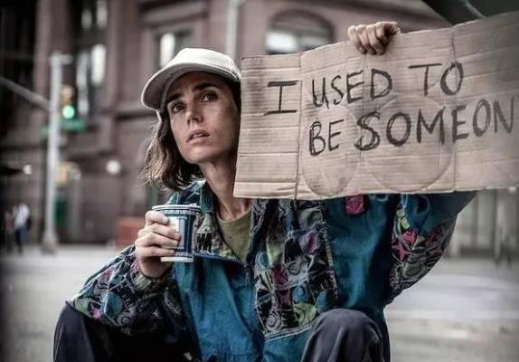 詹妮弗康纳利大尺度剧照