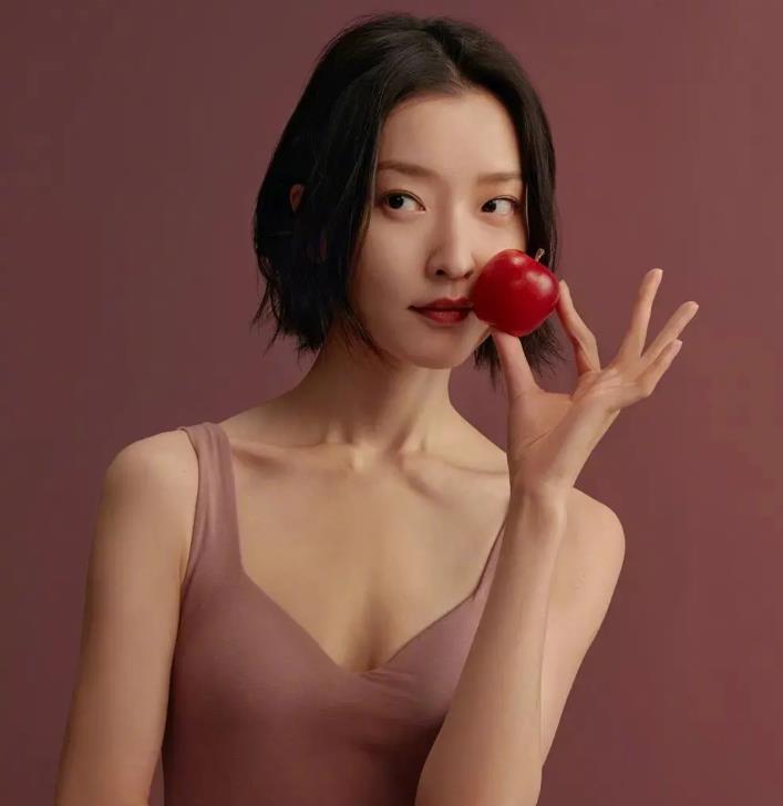 何杜娟个人介绍：何杜娟和杜鹃是一个人吗