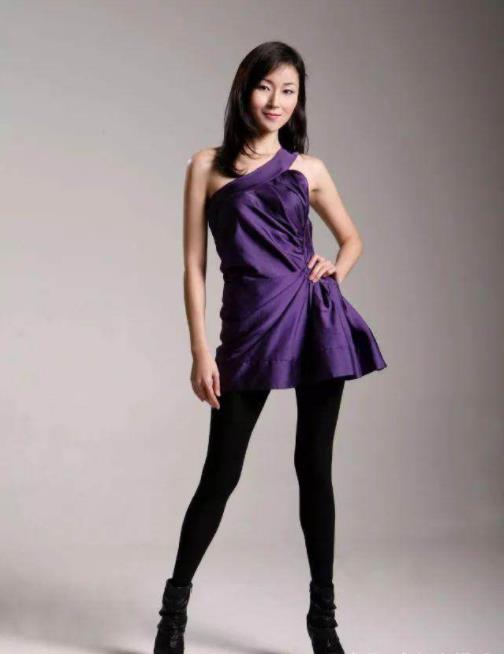 万绮雯大长腿美图