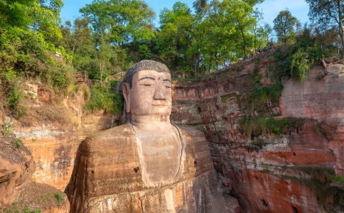 明朗法师：皈依三宝可以得到广大的福报
