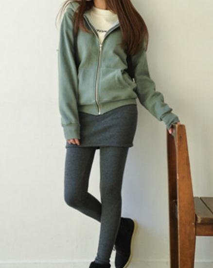 打底裤怎么搭配好看：打底裤百搭示范欣赏