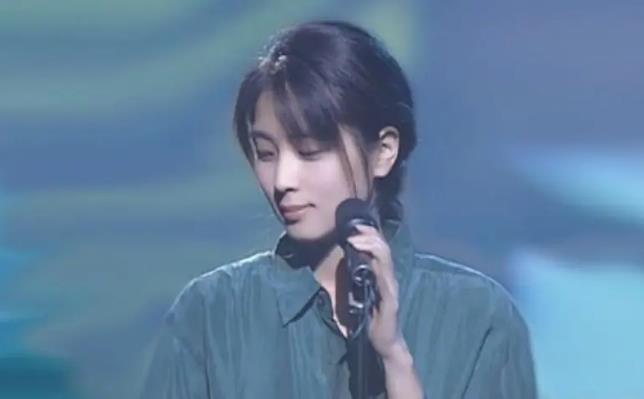 坂井泉水怎么走的：坂井泉水结婚了吗感情史揭秘