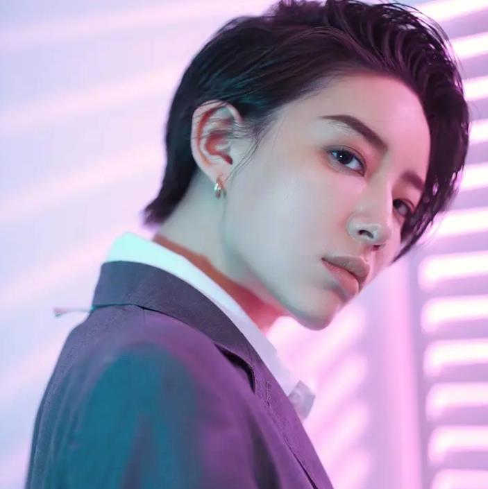 李斯丹妮姓什么：为什么叫李斯丹妮