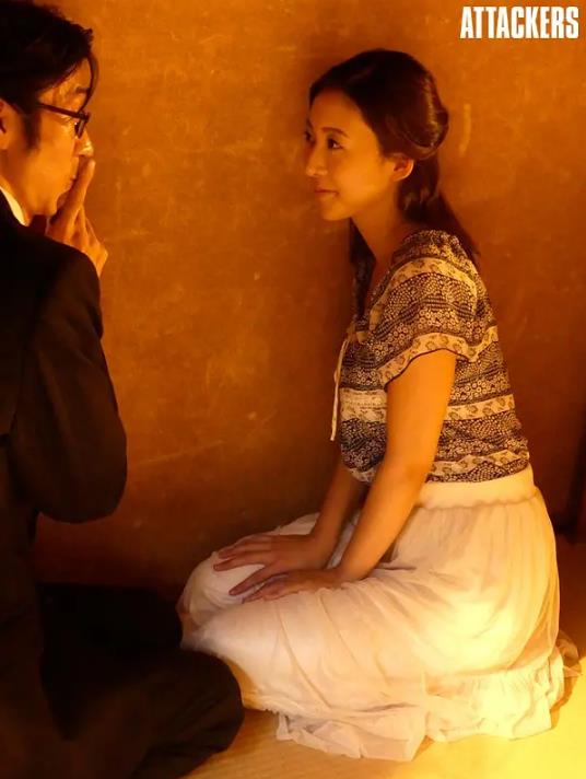 松下纱荣子资料照片：松下纱荣子美照封面大全