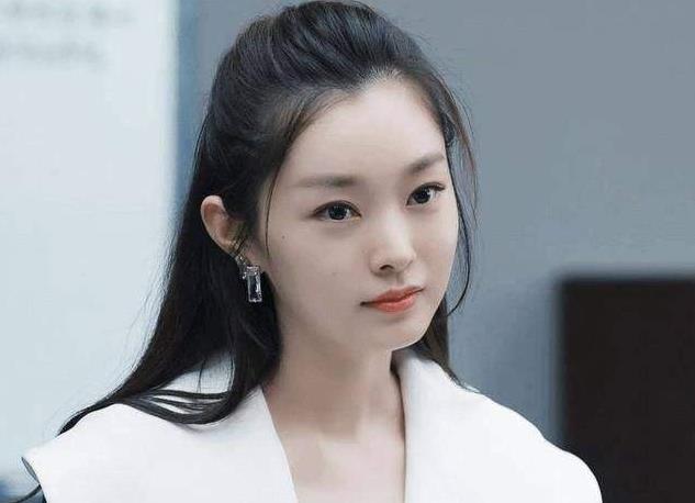 演员宋轶结婚了吗？宋轶感情经历及男友是谁