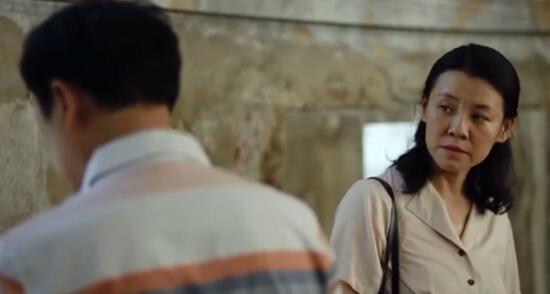 隐秘的角落朱朝阳父母为什么离婚 周春红马主任什么关系