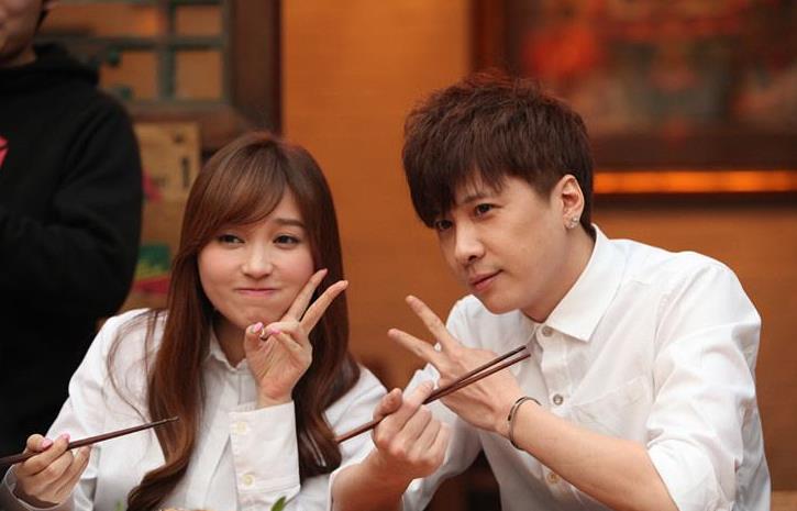 李智楠给金莎投票：十八岁的天空再次浮现在眼前