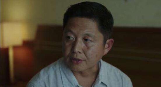 隐秘的角落朱朝阳父母为什么离婚 周春红马主任什么关系