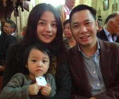 赵薇删除有关黄有龙的所有照片